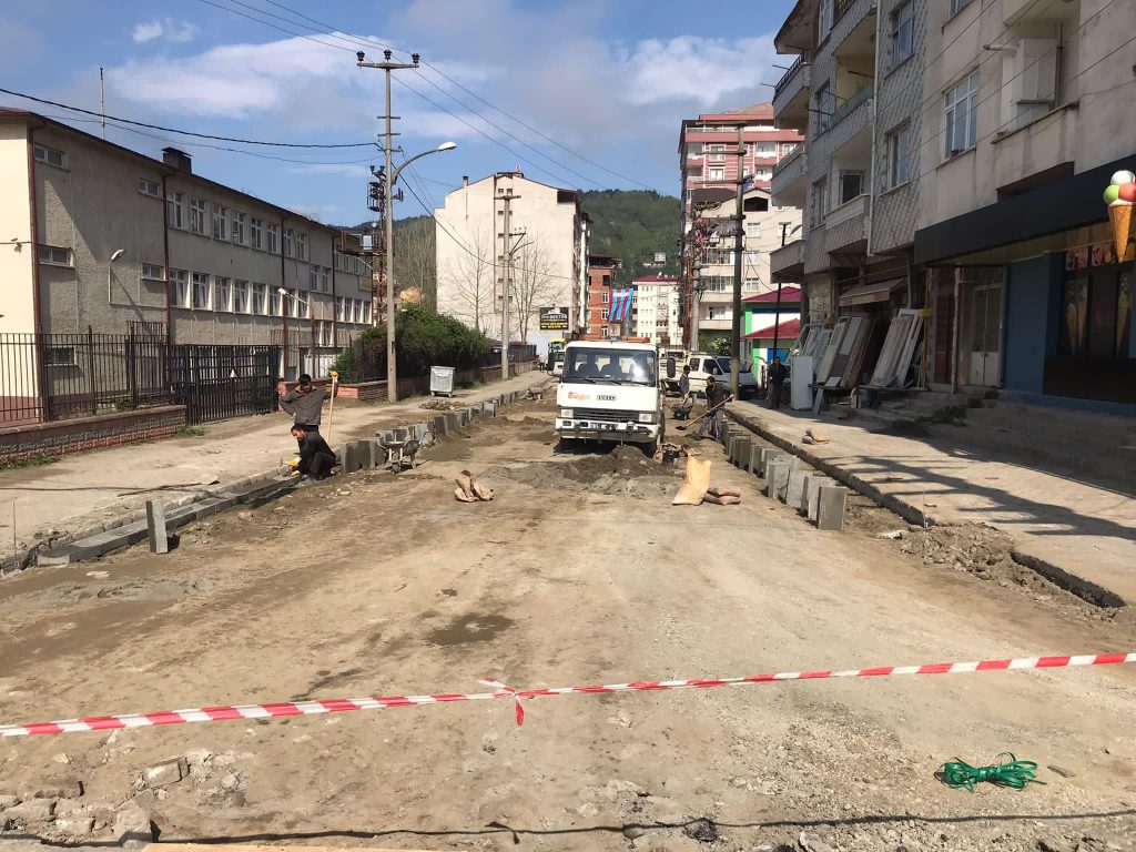 eski surmene yolu yenileniyor 1
