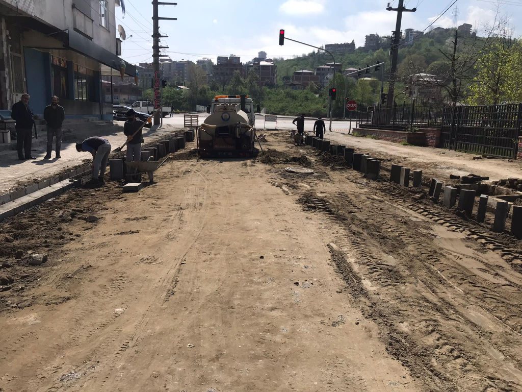 eski surmene yolu yenileniyor 4