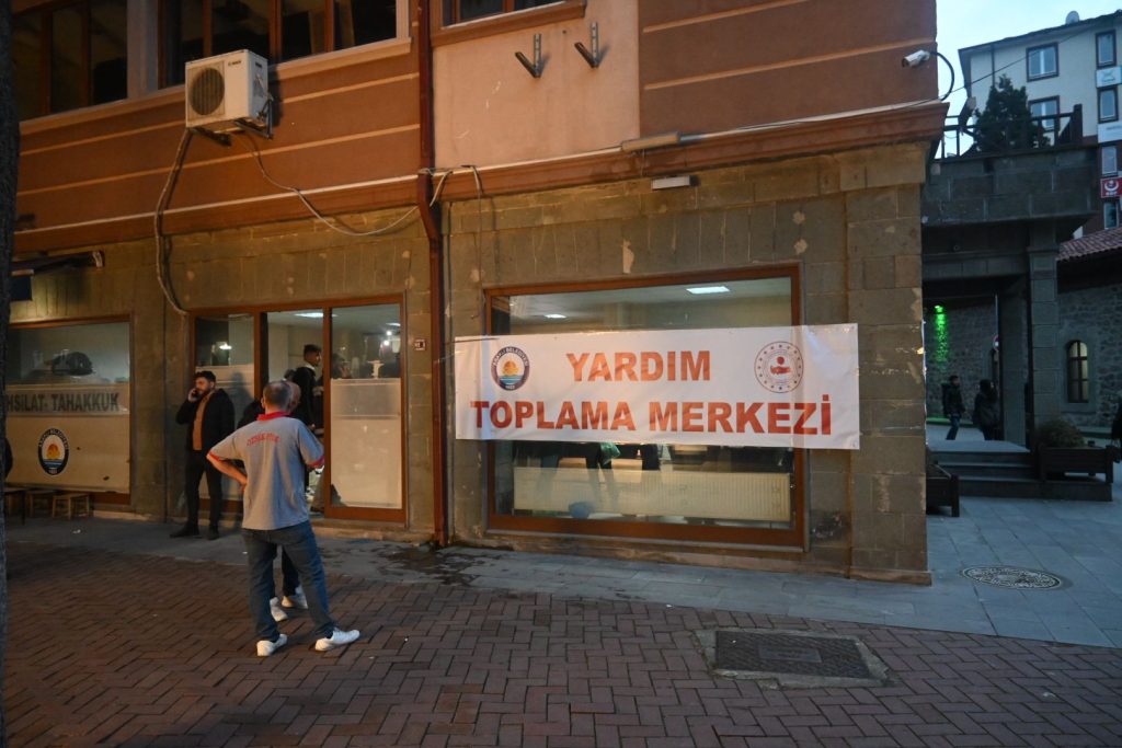 arakli belediyesi yardim toplama merkezi 3