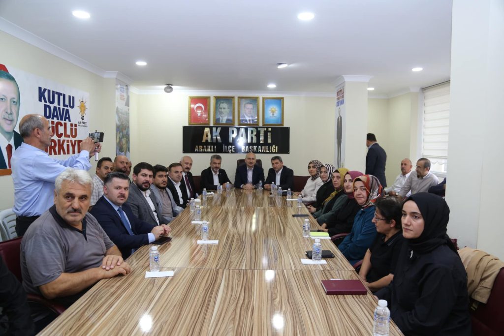 Trabzon Milletvekili, TBMM Bayındırlık, İmar, Ulaştırma ve Turizm Komisyon Başkanı Karaismailoğlu Araklı'da Önemli İncelemelerde Bulundu trabzon milletvekili adil karaismailoglu arakli ziyareti recep cebi 1