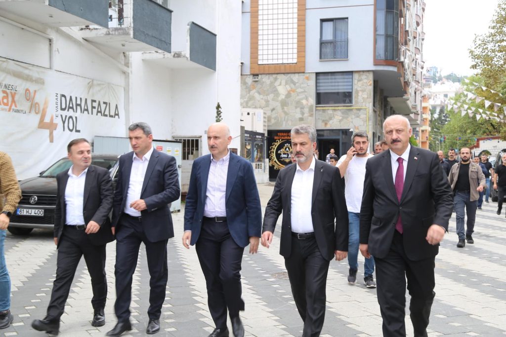 Trabzon Milletvekili, TBMM Bayındırlık, İmar, Ulaştırma ve Turizm Komisyon Başkanı Karaismailoğlu Araklı'da Önemli İncelemelerde Bulundu trabzon milletvekili adil karaismailoglu arakli ziyareti recep cebi 9